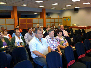 El alcalde destaca la importancia de los sectores productivos en el marco de las jornadas de Seguros agrarios, hortalizas y cultivos protegidos, Foto 3