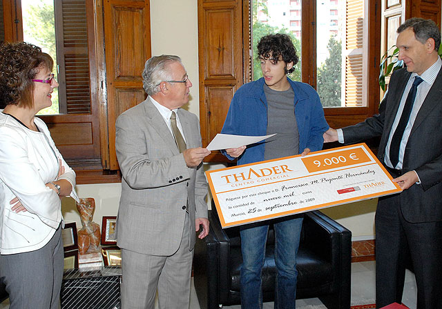 La Universidad de Murcia entrega los premios de relato corto Erasmus - 1, Foto 1