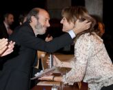 El ministro del Interior entregó la Medalla de Oro al Mérito Penitenciario a la viuda de Guillermo Miranda