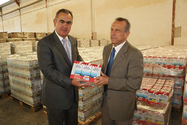 González Tovar hace entrega de 231.881 kilos de alimentos a Cruz Roja para su reparto entre las personas más necesitadas - 2, Foto 2