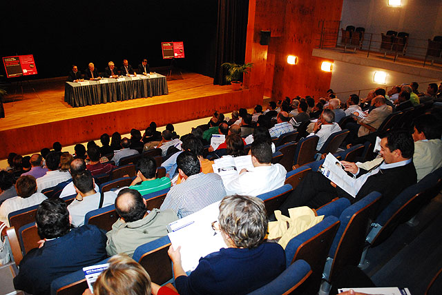 Marín mantiene un encuentro de trabajo con más de 150 empresarios de Abanilla - 1, Foto 1