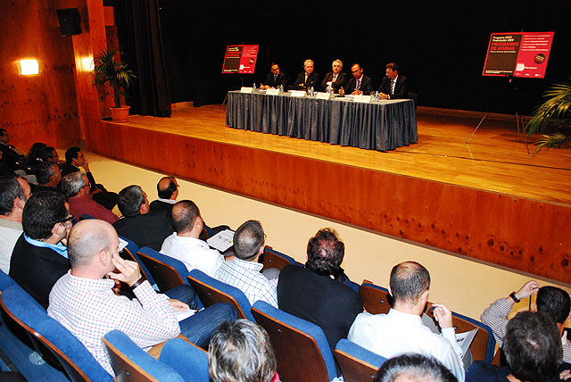 Marín mantiene un encuentro de trabajo con más de 150 empresarios de Abanilla - 2, Foto 2