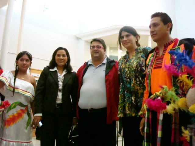 Inauguración de la “Exposición de pinturas y trajes típicos” en el centro sociocultural “La Cárcel”, Foto 1