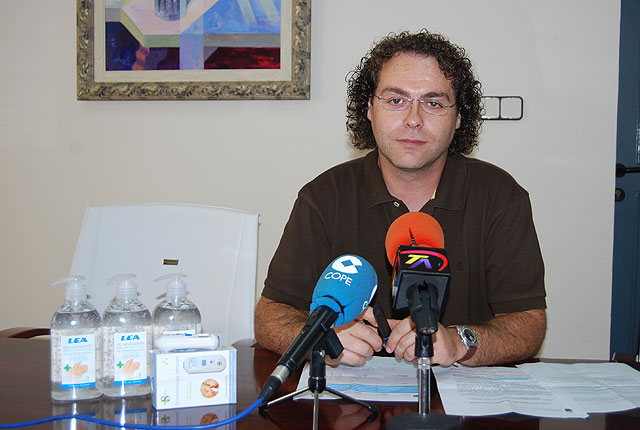 El Ayuntamiento adopta medidas en los colegios para prevenir la Gripe A, Foto 1