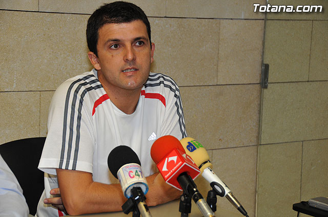 La Escuela Deportiva de Tenis de Mesa, que comenzar  sus clases el prximo viernes 2 de octubre, ser gestionada por el Club de Tenis de Mesa - 3