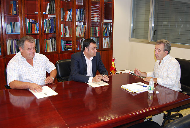Ayuntamiento y Comunidad de Regantes adquirirán el terreno donde se construirá el embalse de recogida de aguas pluviales de la Rambla del Cementerio, Foto 1