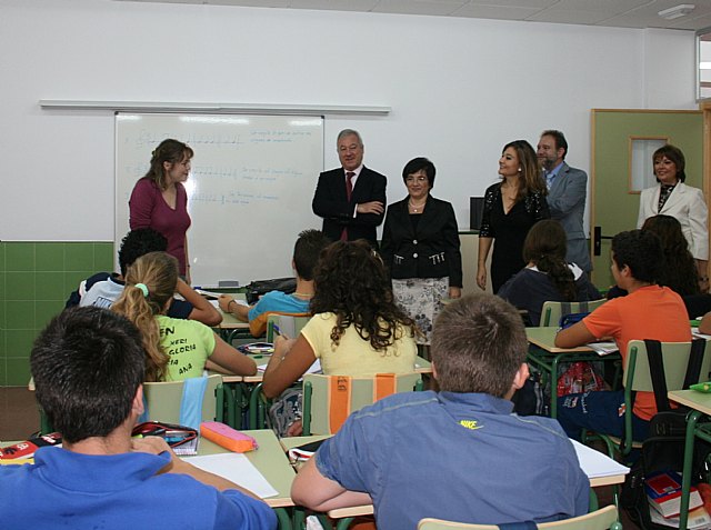 El Gobierno regional invierte más de cinco millones de euros en la construcción de un nuevo instituto en Pliego - 2, Foto 2