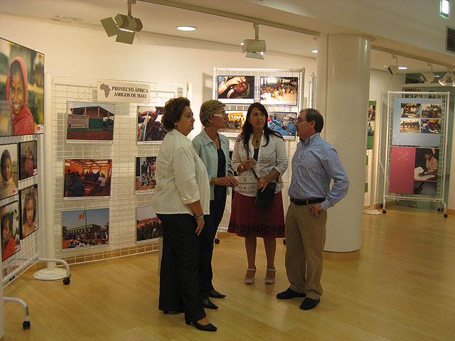 El Ayuntamiento apuesta por la cooperación y la igualdad de oportunidades entre hombres y mujeres - 3, Foto 3