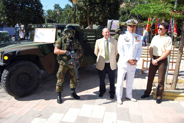 La Exposición Estática de la Armada Española se puede visitar en la Plaza de la Constitución, Foto 3