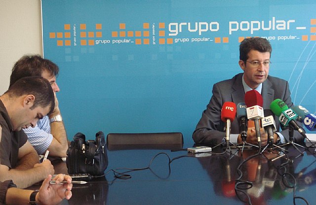 Ruiz:  El futuro Estatuto incluirá trasvases para la Región de Murcia y el reconocimiento de la deuda histórica - 1, Foto 1