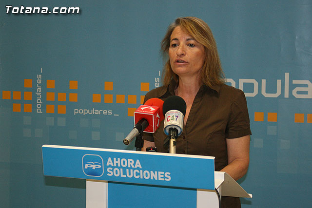 La presidenta de la Ejecutiva del PP local, Isabelle Nau, en una foto de archivo / Totana.com, Foto 1
