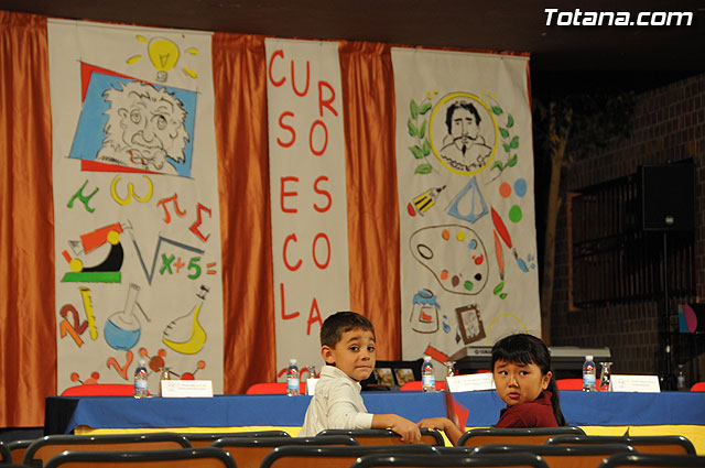 El colegio Reina Sofa acogi el acto oficial de la apertura del curso escolar 2009-10 coincidiendo con su 25 aniversario - 5