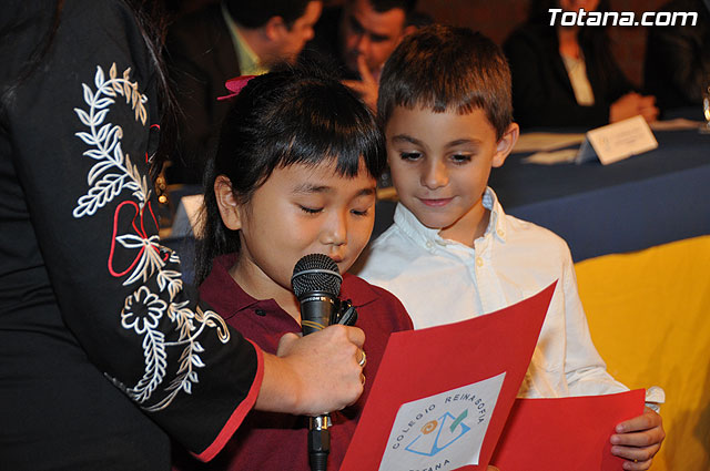 El colegio Reina Sofa acogi el acto oficial de la apertura del curso escolar 2009-10 coincidiendo con su 25 aniversario - 12