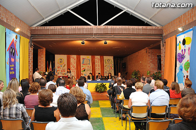 El colegio Reina Sofa acogi el acto oficial de la apertura del curso escolar 2009-10 coincidiendo con su 25 aniversario - 14