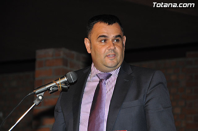 El colegio Reina Sofa acogi el acto oficial de la apertura del curso escolar 2009-10 coincidiendo con su 25 aniversario - 25