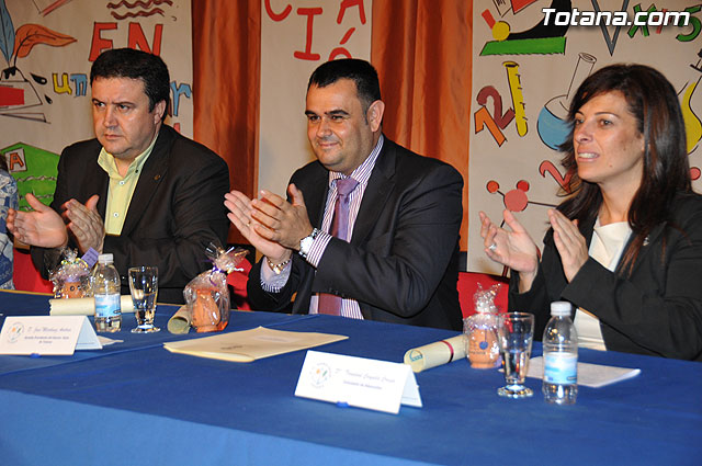 El colegio Reina Sofa acogi el acto oficial de la apertura del curso escolar 2009-10 coincidiendo con su 25 aniversario - 51