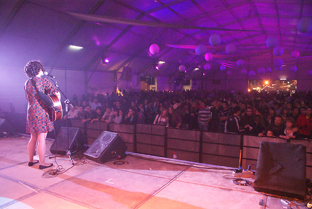 Más de 2.000 lumbrerenses apoyaron a los artistas locales en el Festival ‘Somos de Aquí’ - 2, Foto 2