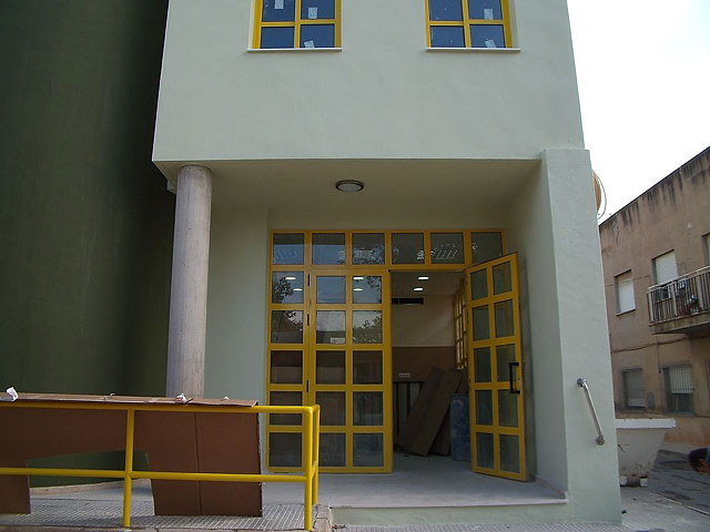 La Barriada Hispanoamérica estrena su renovado local social - 1, Foto 1