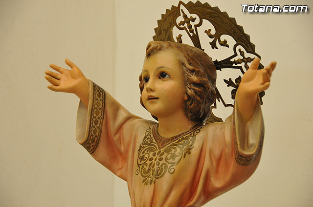 La plantilla de la U.D. Paretn realiza la tradicional ofrenda floral a Nuestra Señora del Rosario - 11