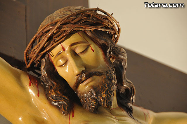 La plantilla de la U.D. Paretn realiza la tradicional ofrenda floral a Nuestra Señora del Rosario - 17