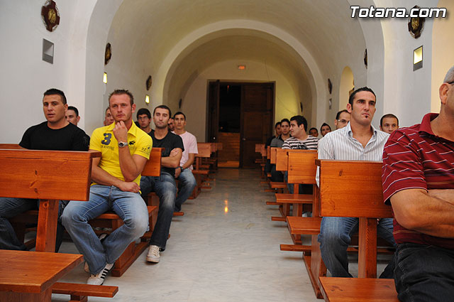 La plantilla de la U.D. Paretn realiza la tradicional ofrenda floral a Nuestra Señora del Rosario - 27