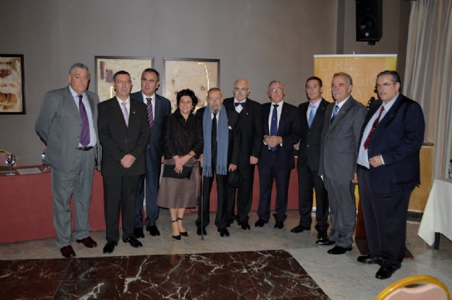 El Colegio Oficial de Veterinarios de Murcia homenajea a sus colegiados de honor con motivo de San Francisco de Asís - 1, Foto 1