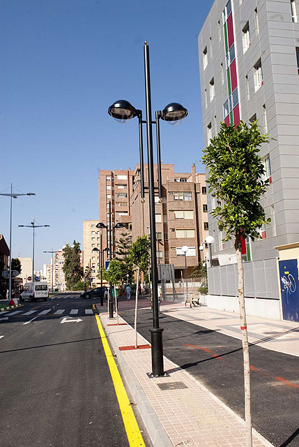 La Avenida de Murcia luce ya su nuevo aspecto - 3, Foto 3