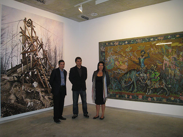 El director general de Bellas Artes y Bienes Culturales, Enrique Ujaldón; el consejero de Cultura y Turismo, Pedro Alberto Cruz; y la comisaria Dolores Durán, Foto 1
