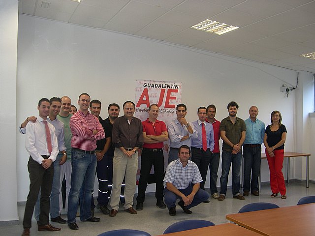 La Asociación de Jóvenes Empresarios del Bajo Guadalentín celebra su junta directiva en Totana - 1, Foto 1