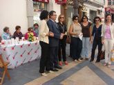 El Ayuntamiento de Lorca respalda a la Cruz Roja en el Da de la Banderita