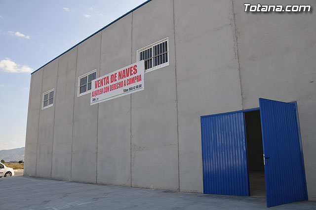 Proinvitosa oferta cuatro naves modulares en el polgono industrial “El Saladar” - 1