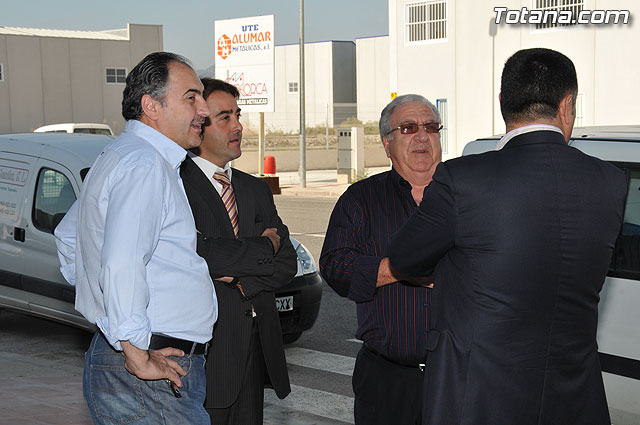 Proinvitosa oferta cuatro naves modulares en el polgono industrial “El Saladar” - 16