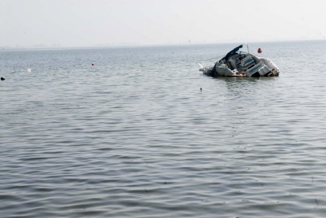 Sacan de la playa de Los Urrutias 624 toneladas de residuos arrastrados por las lluvias - 4, Foto 4