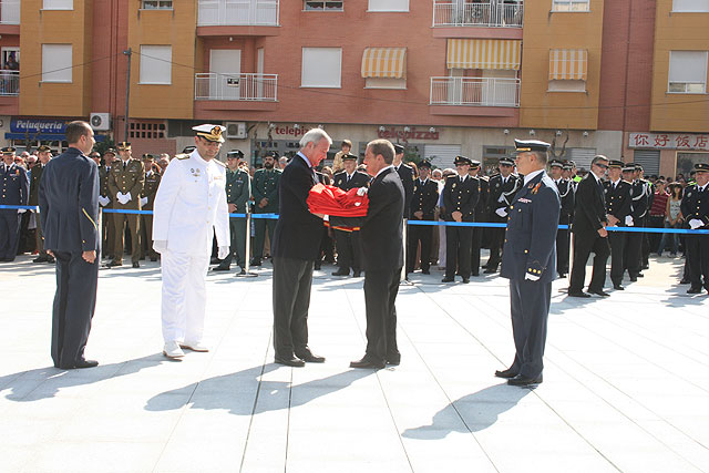 Valcárcel apela al simbolismo de la bandera española como “suma de sentimientos” y de “unión de los españoles” - 4, Foto 4