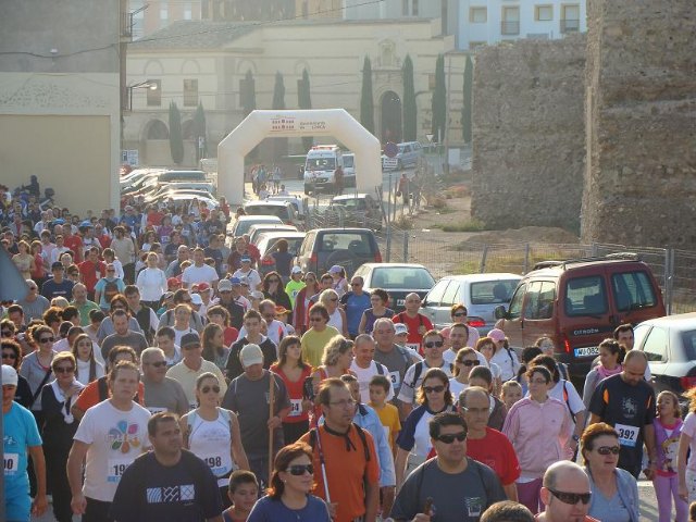 700 personas participan en la Ruta Senderista al Cejo de los Enamorados - 1, Foto 1