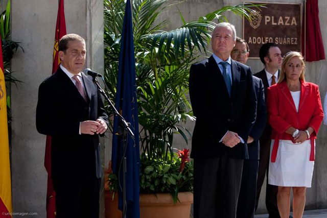 Inauguracin de la plaza de Adolfo Surez y aparcamiento de entrevas en Alcantarilla - 6