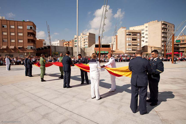 Inauguracin de la plaza de Adolfo Surez y aparcamiento de entrevas en Alcantarilla - 10