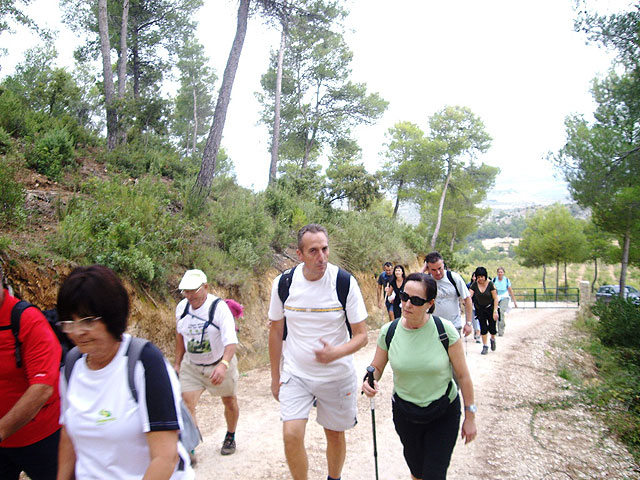 Más de una veintena de senderistas participan en la segunda jornada de senderismo 2009-2010, Foto 2