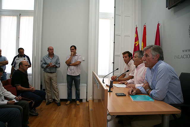Ayuntamiento y CajaMurcia subvencionan en su totalidad el Futbol Base - 2, Foto 2
