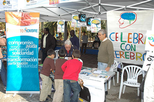 Caja Mediterráneo y Ayuntamiento de Lorca organizan una feria multicultural para dar a conocer las distintas civilizaciones - 1, Foto 1