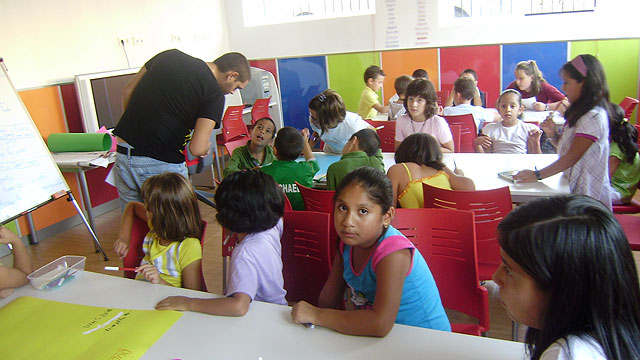 Exitoso comienzo de la eduteca de inglés, Foto 1