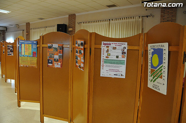 Ms de cien alumnos de varios centros educativos participan en la charla-degustacin de productos ecolgicos - 17