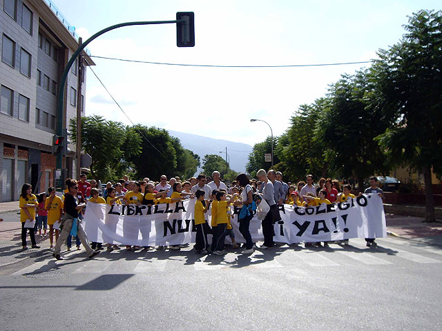 La agrupación socialista de Librilla agradece a los vecinos el gran respaldo mostrado hoy en la reivindicación del nuevo colegio - 1, Foto 1