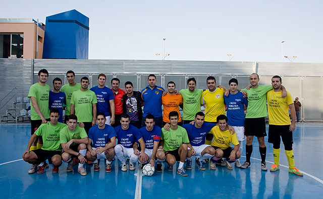 Paulo Roberto homenajeado por los vecinos de Santa Mar�a de Gracia - 1