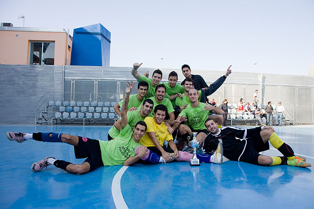 Paulo Roberto homenajeado por los vecinos de Santa Mar�a de Gracia - 11