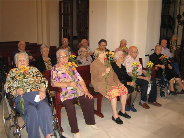 Los ususarios del Servicio de Estancias Diurnas del Centro Municipal de Personas Mayores celebran, como todos los años, el día del Pilar, Foto 3