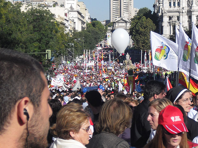 Responsables políticos del PP de Totana acuden a la manifestación Por la vida, celebrada este sábado en madrid, Foto 2