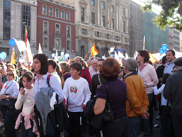 Responsables políticos del PP de Totana acuden a la manifestación Por la vida, celebrada este sábado en madrid - 4, Foto 4