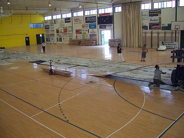 La Dirección General de Deportes concede una subvención  para la ejecución de la tercera fase de las obras de remodelación del Pabellón de Deportes - 1, Foto 1