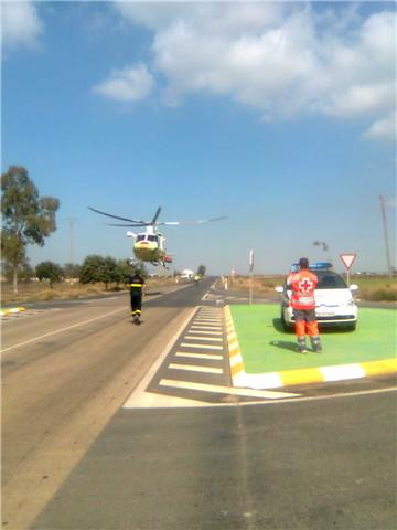 Dos Ambulancias de Soporte Vital Básico de Cruz Roja de Águilas y Lorca asisten un accidente de tráfico muy grave - 1, Foto 1
